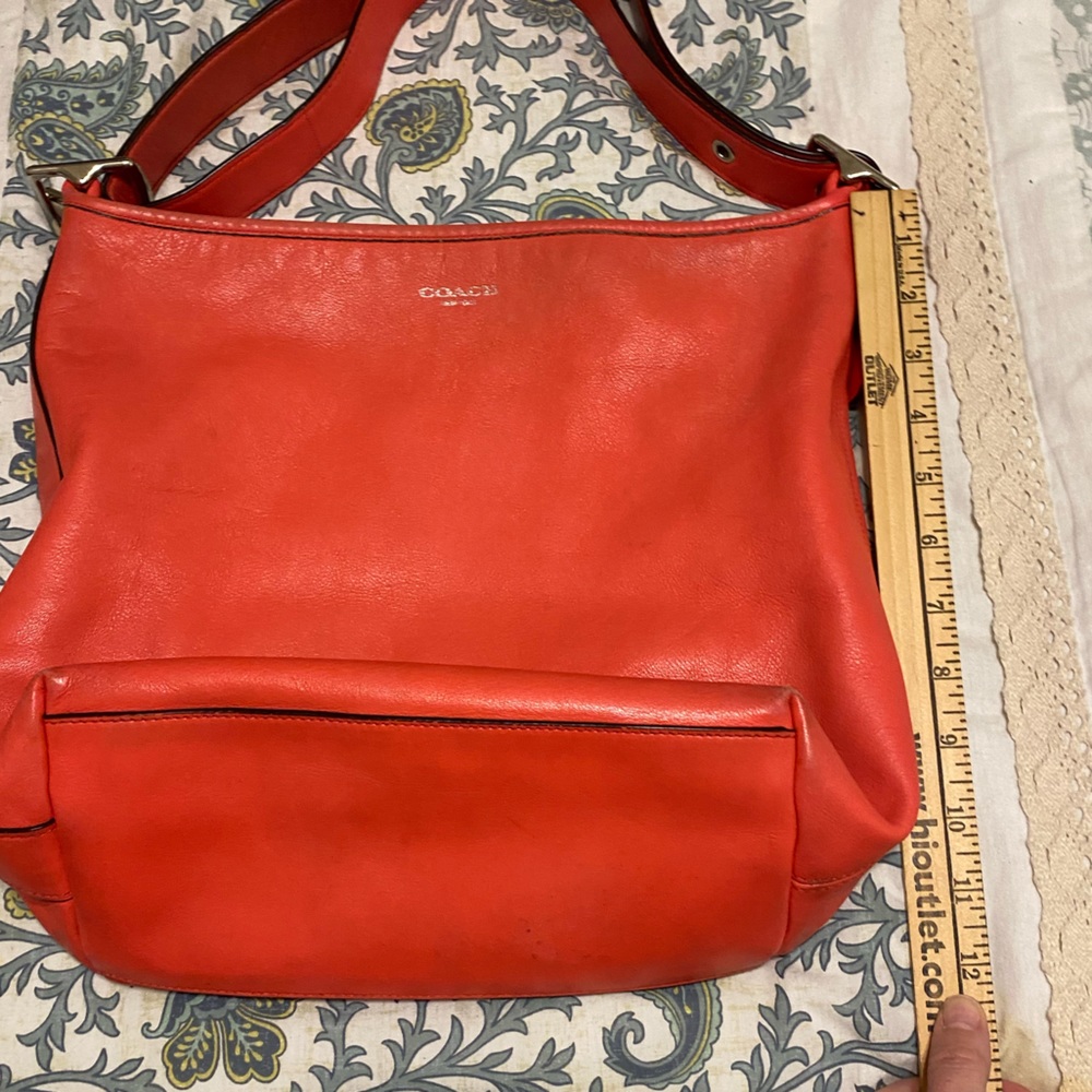 Coach Legacy Hobo Coral Handbag GUC - Picture 4 of 9